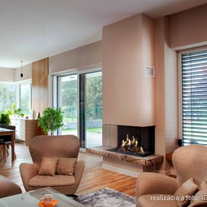 Trojstranný krb - plynový